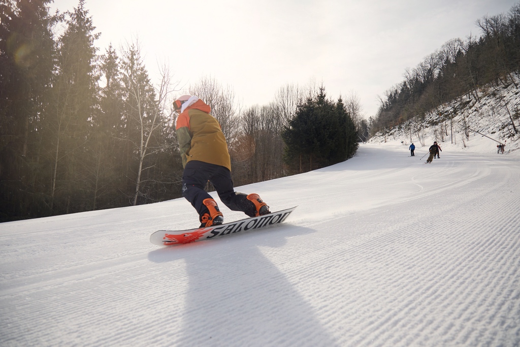 baldelli's tweet photo. Time to find some fresh corduroy to shred, before the season is over!⁠
⁠
Winter vibes are in full swing, and nothing beats the crisp mountain air and fresh tracks on the slopes! ⁠
⁠
🏂❄️  Who's up for an adrenaline-packed adventure on the slopes?⁠ https://t.co/lbGRHrG8sq