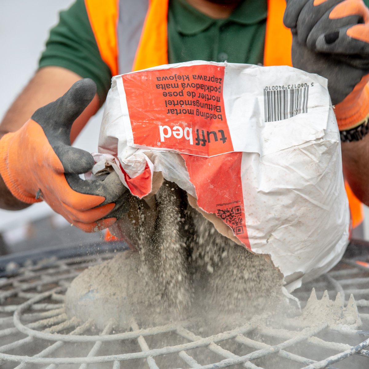 CEDStoneGroup's tweet photo. A high performance fine bedding mortar pre-blended for ease of use, in smaller scale commercial, public realm and domestic projects.
Available at CED Stone Landscape depots nationwide
#Steintec #tuffbed https://t.co/8Ax3vDdA9h