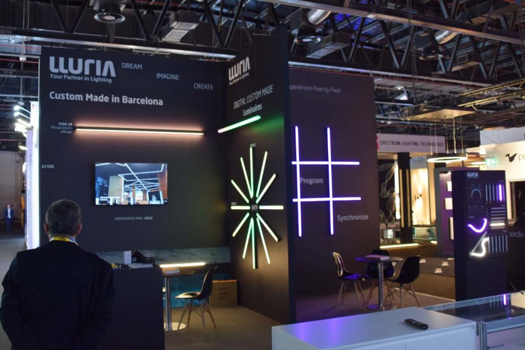 CDICV's tweet photo. LLURIA BRILLA EN LIGHT MIDDLE EAST
@LluriaLight
@lightbuildingme
+info: https://t.co/4RWShSuLDk
#CDICV #LaCasaEAD #Lluria https://t.co/D9p5eTqc6y