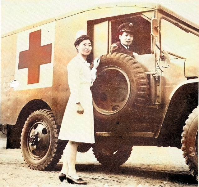 脳溢血の発症が昨年の12月24日。
リハビリ病院への転院が1月24日。
吐きそうになる程辛い評価試験を土日無しで毎日4時間。
先ほど結果が出て、今後の診療方針も決定。
右脳のほぼ全域に挫滅がある。
なのに奇跡的に運動障害は殆ど無い。
あと1ヶ月で失われた機能の回復を目指す。
絶対復帰するぞー！