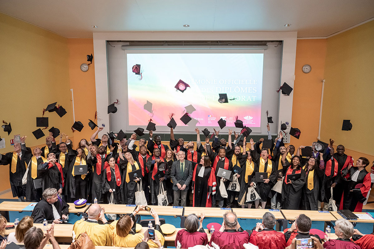 🔴L'URCA : Un tremplin vers le succès professionnel 

👉Les récentes enquêtes d’#insertion #professionnelle mettent en lumière la qualité de l’enseignement et l’adaptabilité des formations de l’#URCA aux exigences du marché.

Article complet : vu.fr/lcEJ