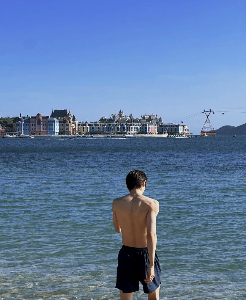 riizepics's tweet image. riize_official instagram update with sungchan