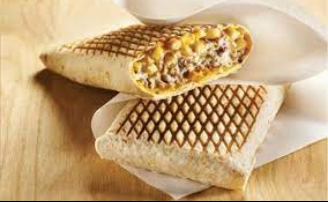 lkMR__78's tweet photo. Tweet pas risqué : les tacos ça tue ez les sushi https://t.co/8IkspM5f6C