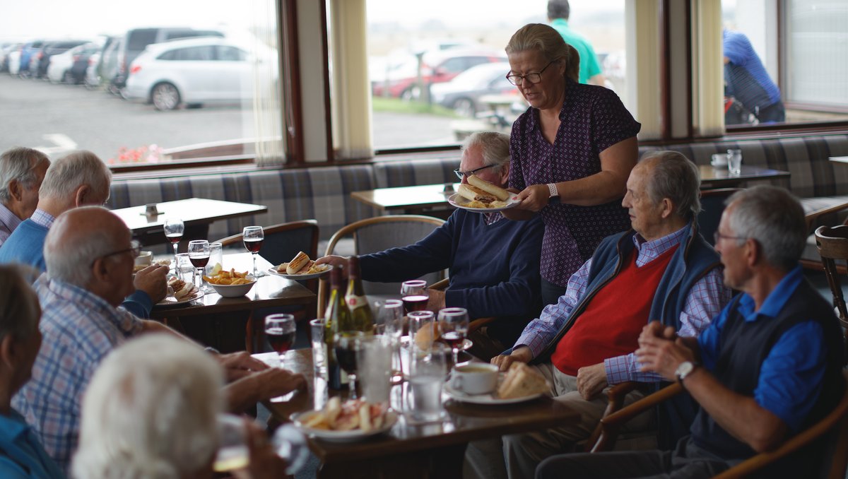 Goswick Golf Club is looking to hire a cook that can help build on the momentum established by the existing catering team to lift its food &amp; beverage service to a level on a par with its highly ranked authentic links course. tinyurl.com/28jnx2ue