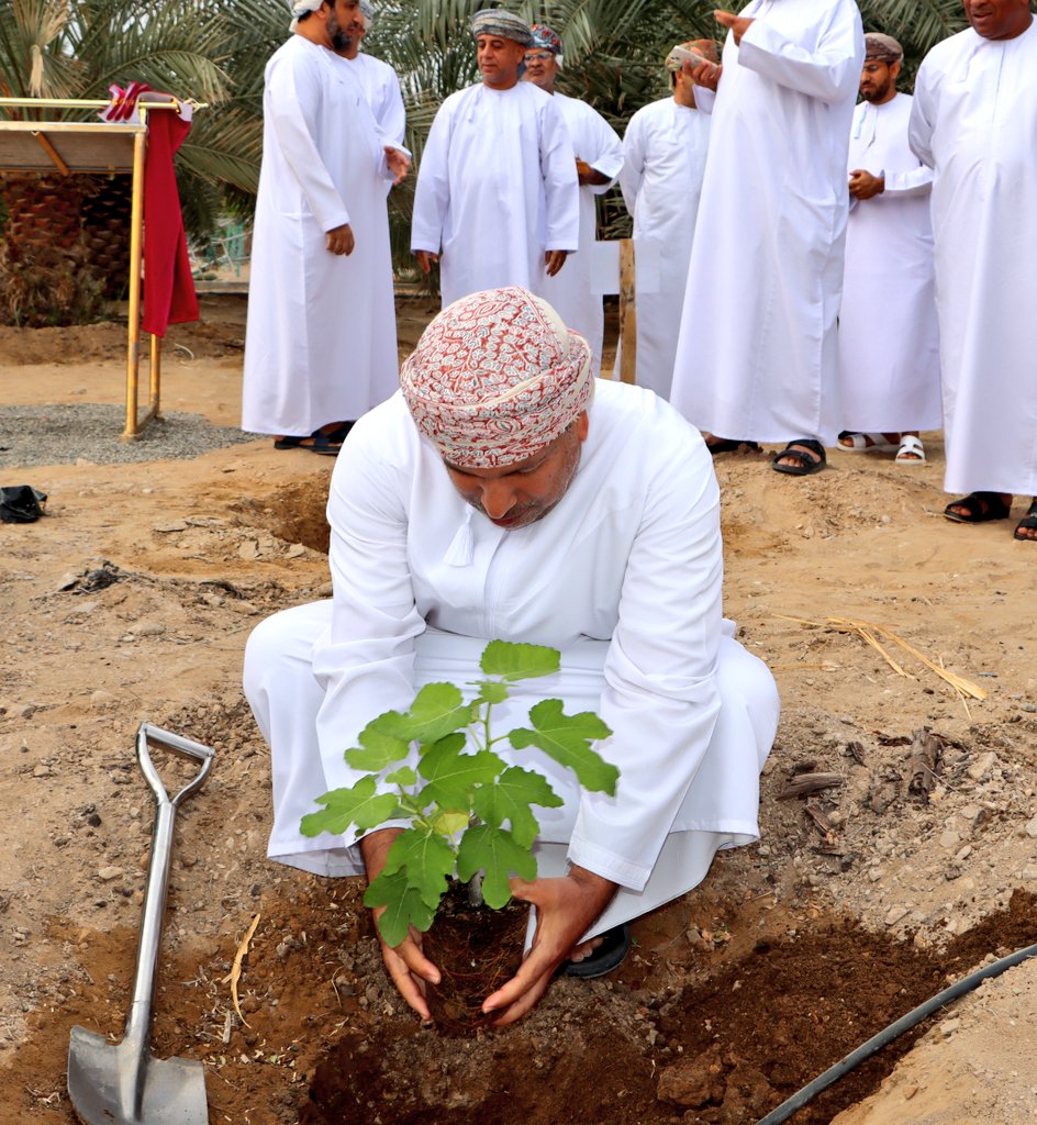 م ع للثروة الزراعية وموارد المياه بالظاهرة tweet media