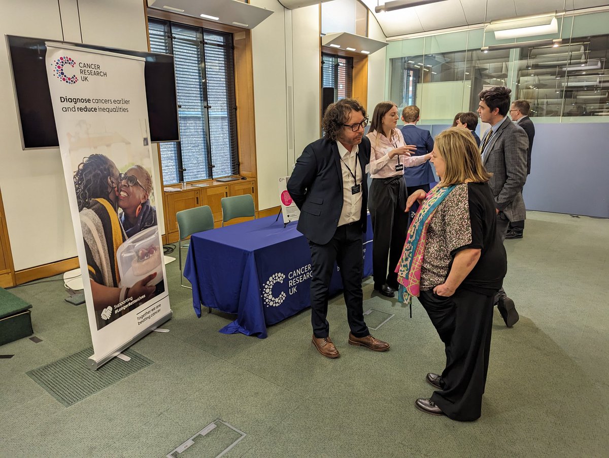 Excellent flow of MPs through already for our #WorldCancerDay parliamentary drop in event today

We are here until 12 and look forward to talking to MPs about #SmokefreeUK and our #LongerBetterLives #CancerManifesto

Do come by & get constituency stats on cancer waiting times ⏰