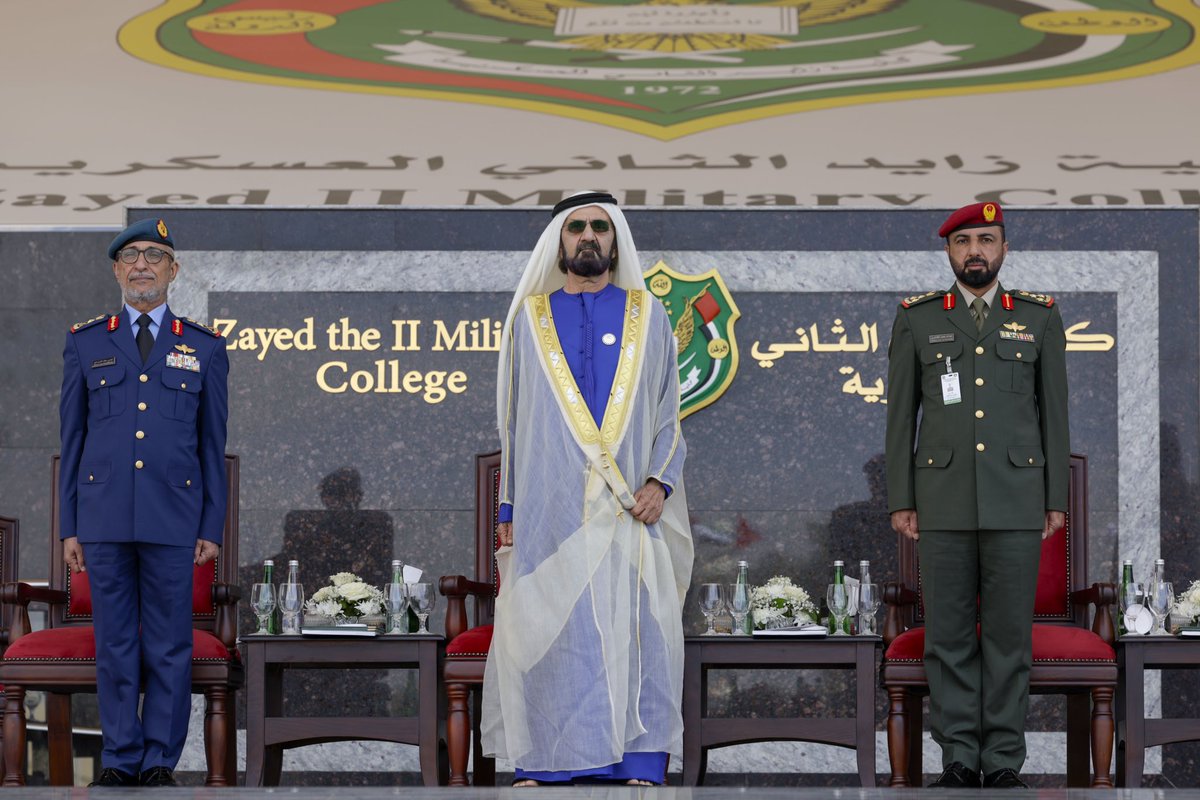 HHShkMohd's tweet photo. أثناء حفل تخريج مجموعة من المرشحين الضباط من كلية زايد الثاني العسكرية .. 
م��نع من مصانع الرجال في دولة الإمارات العربية المتحدة . 

يدٌ تبني .. ويدٌ تحمي .. 

حفظ الله دولتنا وشعبنا .. وأدام أمننا واستقرارنا . https://t.co/HIEgXeZv9n