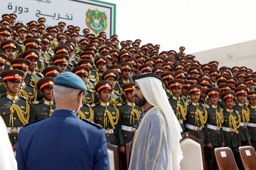 HHShkMohd's tweet photo. أثناء حفل تخريج مجموعة من المرشحين الضباط من كلية زايد الثاني العسكرية .. 
م��نع من مصانع الرجال في دولة الإمارات العربية المتحدة . 

يدٌ تبني .. ويدٌ تحمي .. 

حفظ الله دولتنا وشعبنا .. وأدام أمننا واستقرارنا . https://t.co/HIEgXeZv9n