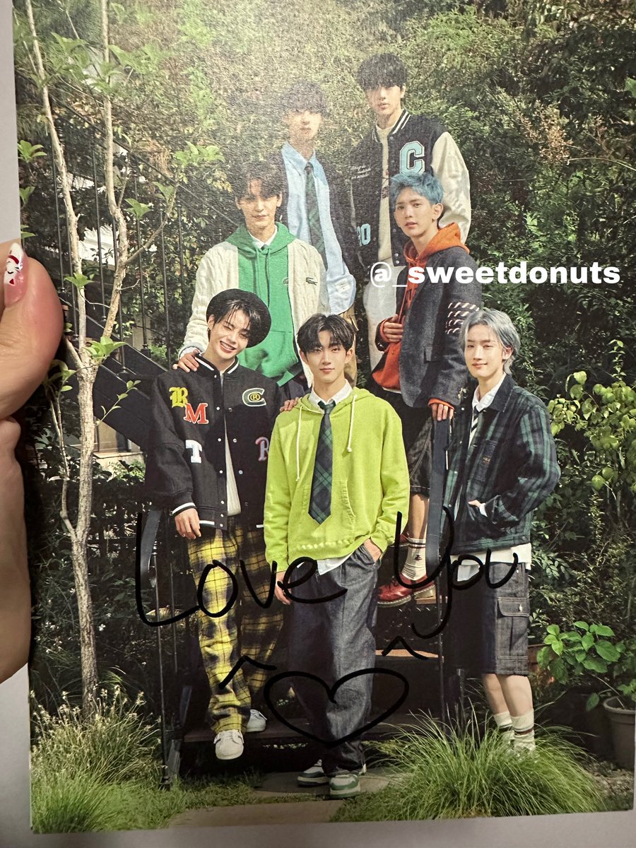 _sweetdonuts's tweet photo. Thank u Hanbin 😭 https://t.co/kqm3OEdVRC