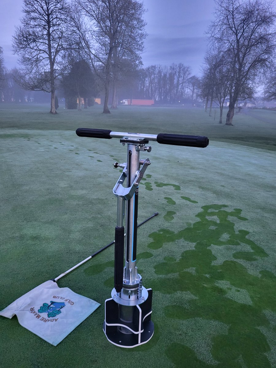 Trying the ipro hole changer this morning from <a href="/bmsproducts/">BMS Products</a> dropped in from giles  at G and O golf ,great job 👏 ⛳️👌 <a href="/adaremgc_1900/">Adare Manor GC</a> <a href="/greenkeepingire/">GreenKeeping Ireland</a> <a href="/ATPI21/">ATPI☘</a> <a href="/JohnDeere/">John Deere USA</a>