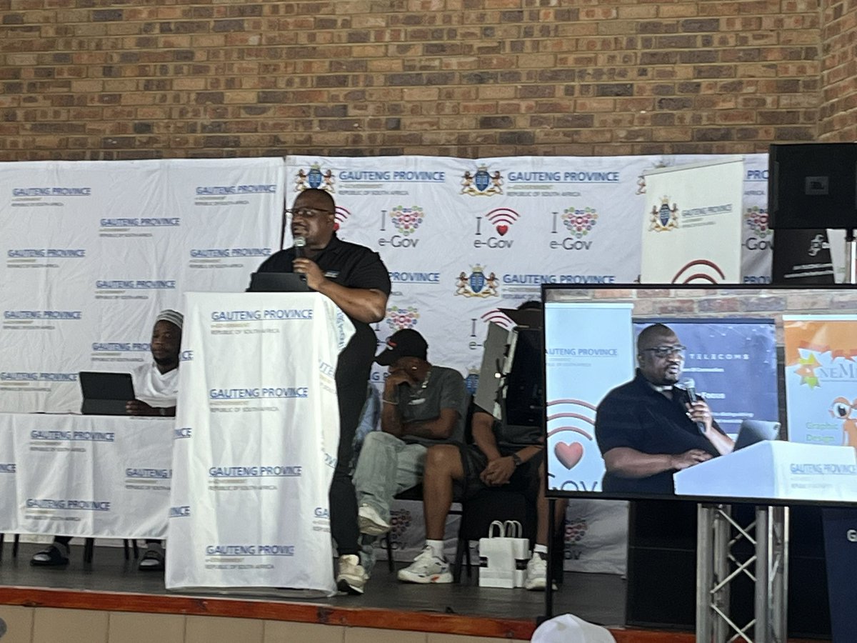 BamTelecoms's tweet photo. BAM Telecoms. Gauteng Youth Tech Expo 2024.  Great initiative where youth is given access and opportunities within the ICT industry.
We want to digitize all South African citizens and bridge the digital divide.

#bamtelecoms #cultureofconnection #ICT #YouthTechExpo #Youth https://t.co/62xHC3cKbM