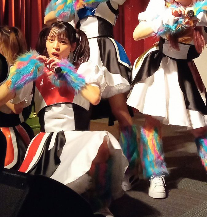 nakaichi5108's tweet photo. 【#月間豆柴の大群大賞】
#MMVM(Monthly Most Valuable of MAMESHiBA no TAiGUN)
個人的にビビビっと来た #豆柴の大群 を選定
《1月》
新体制初っぱなは、ミクのダイブから始まった #MONSTERIDOL
東名阪挨拶ライブと #WACKPiZZAツアー 川崎、仙台、福岡と各地で活躍。
今回から動画も採用。 https://t.co/sA4pRGJTEX