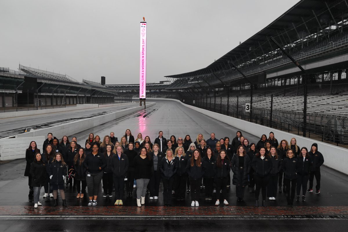 Celebrating all the women of #INDYCAR and Penske Entertainment 💪 Happy National Girls and Women in Sports Day! #NGWSD