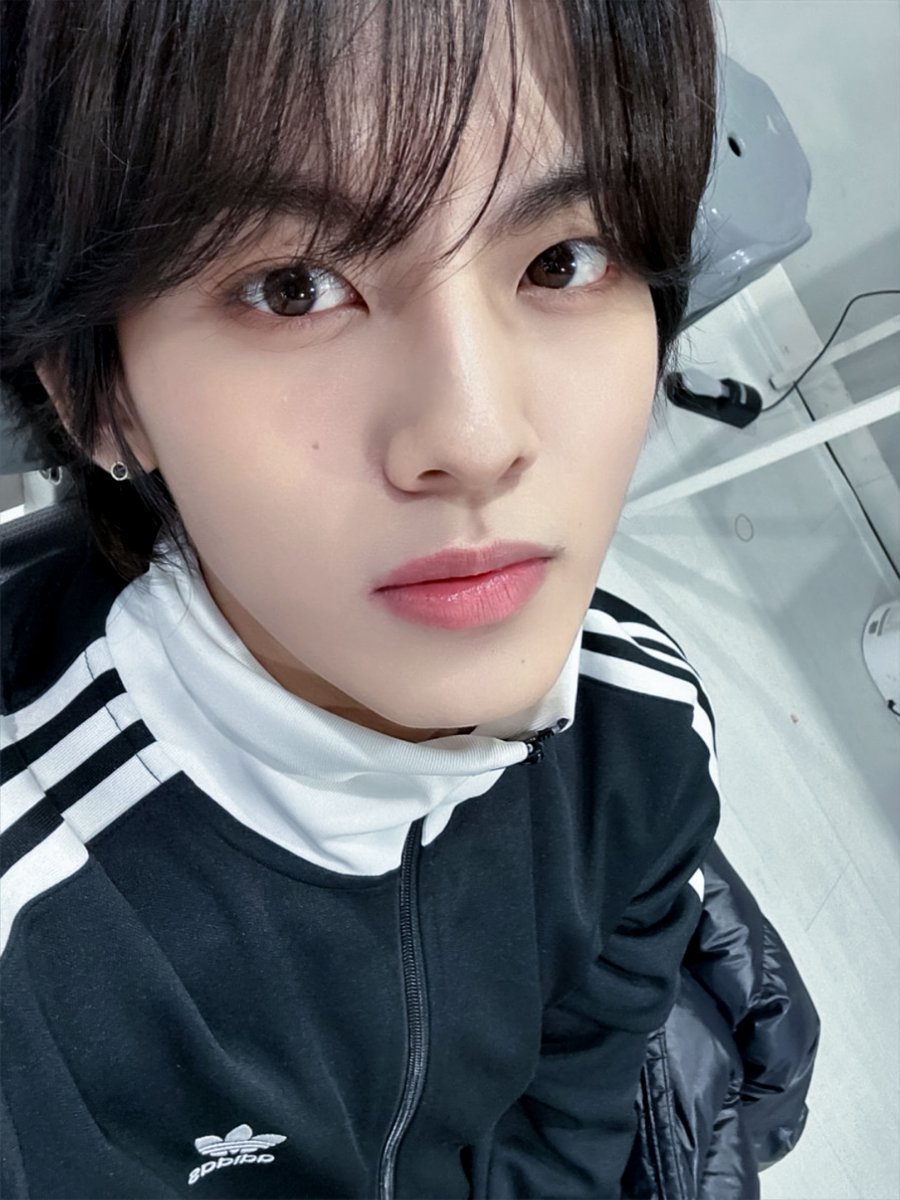 tan__official_'s tweet photo. [#현엽] 700일 축하해 줘서 고마워 소다❤
곧 만나자🤙🏻 기대해 줘

#티에이엔 #TAN #hyunyeop
#yeop_hoto #ヒョンヨプ https://t.co/hzT5GwB2dq