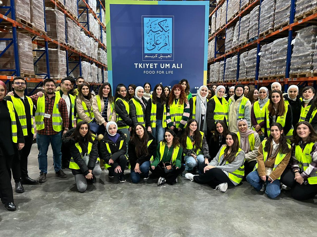 PwC_Middle_East's tweet photo. Our Corporate Sustainability Team ran 43 initiatives across 11 countries in the region, creating a true sense of community amongst staff. Volunteers supported 38 charities, aiding diverse beneficiaries.
🌱🤝The One Firm Impact Day, now in its second year, showcases our dedication to positive sustainable change, inspiring others to join us in nurturing communities and the environment . Learn more: https://t.co/hK9bOzVOBe