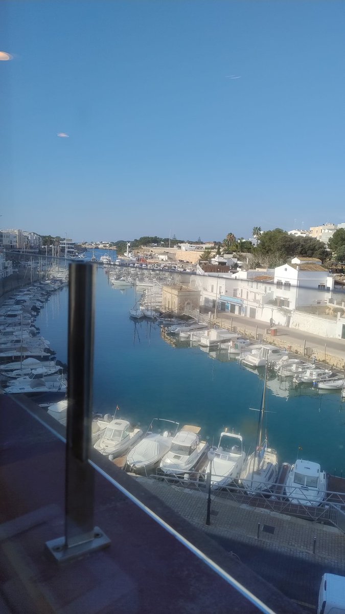 Tot el món judicial espanyol està segrestat per un "poder jeràrquic" secular, més enllà del franquisme.
Aquesta gent estan ancorats en valors del passat fins i tot anti-liberal.