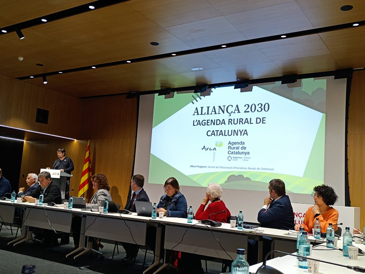 ARCA va ser present a la reunió plenària de l’'Aliança #Catalunya2030' per presentar i compartir l'estat de situació de l'Agenda Rural de Catalunya. Una eina clau per: ▶️ Fer efectius els #ODS, i ▶️ Aconseguir l’equitat i la cohesió territorial del nostre país. #AgendaRuralCat