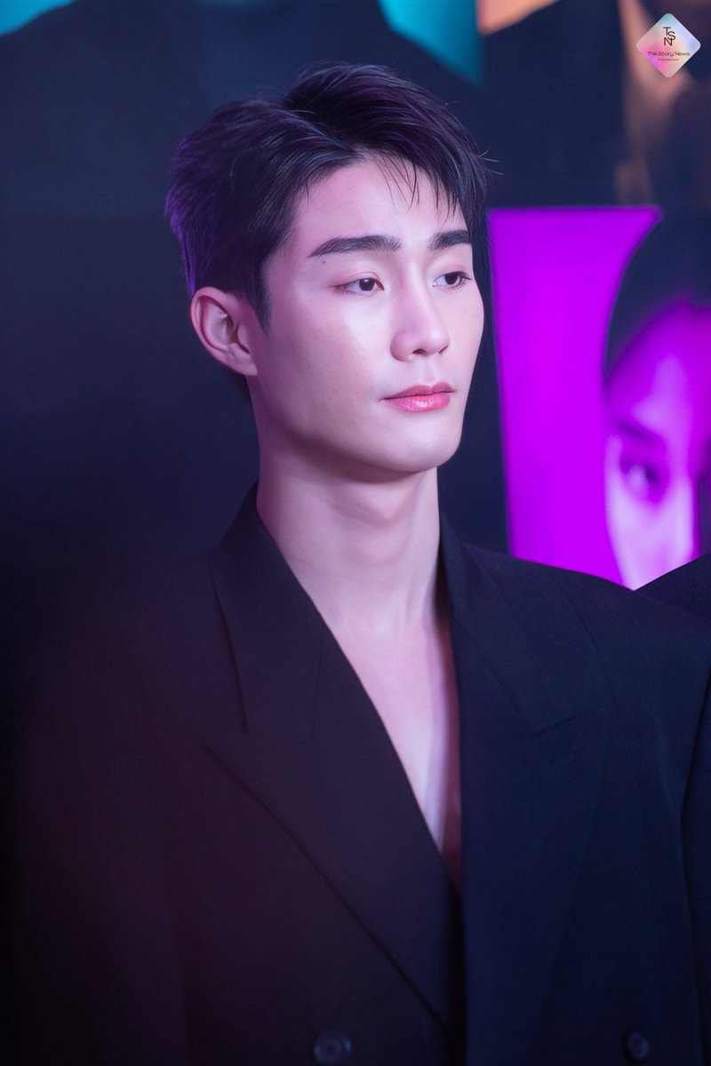 TheStoryNewsEnt's tweet photo. “ฟอส-บุ๊ค”นักแสดงจาก #GMMTV ร่วมงาน OneD ORIGINAL - The New ERA of Thai content ศักราชใหม่จากคอนเทนต์ไทยสู่คอนเทนต์โลก ✨
#fforce_ #kasibook #forebook
#oneDoriginal #oneDoriginalPressCon #oneD #ช่องวัน31 https://t.co/uTp4gGxTiu