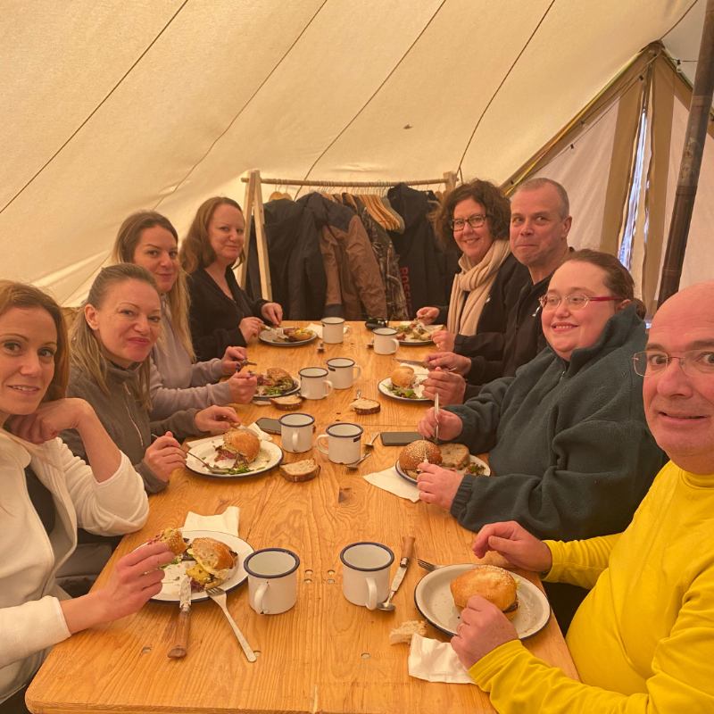 hkm_concept's tweet photo. C’est au cœur de la forêt lyonnaise, que nos équipes et celles de Swen Bivouak ont orchestré un #séminaire pour Aspen Group.

Entre #plénière, défis d'équipe, apéro autour du feu de camp et raclette locale, chaque moment a créé une réelle #cohésion d’équipe.

Merci à tous !
