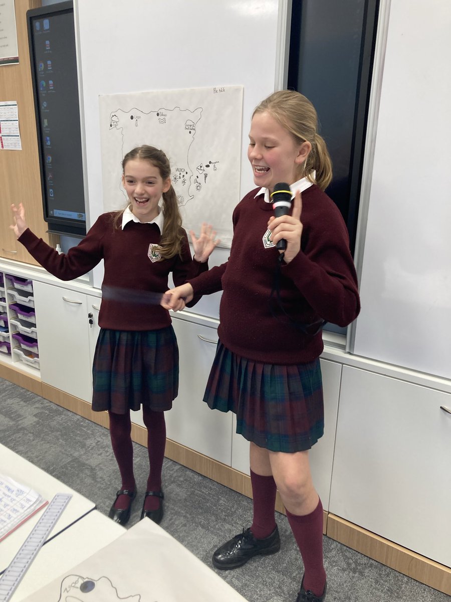 #CCJYear6 did a great job presenting the weather in Spanish this week. The children tried really hard with their pronunciation and showed impressive confidence when talking in front of others.  #CCJuniorMfl #CCAchieve