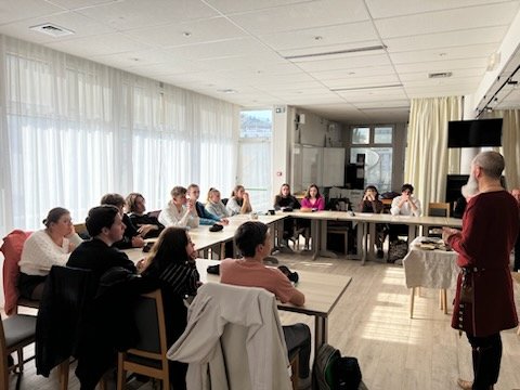 Lycée des Métiers J.Monnet - V. Etéocle Proviseure tweet media