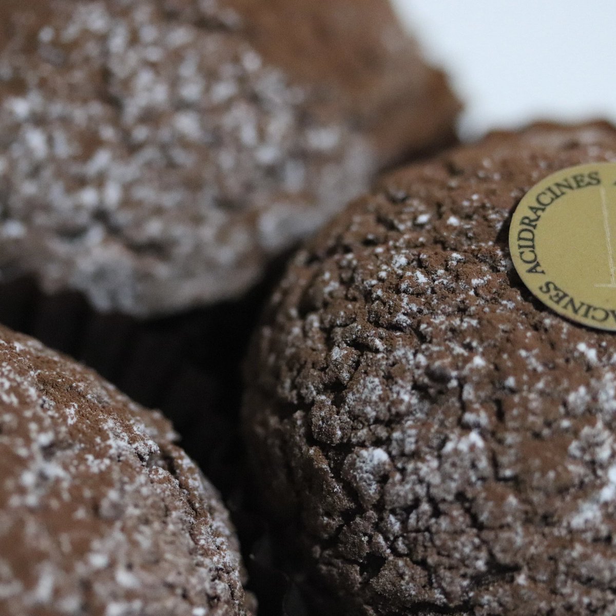 setugekka111's tweet photo. chou chocolat ¥520 tax in
#acidracines
#Canonkissx9i
#macrolens
#Nofiltration

ご挨拶遅れました。
あけましておめでとうございます！

突然のスイーツ写真。
詳細が気になる方はInstagramにて
疲れちゃうくらい長文なので
簡潔に言うと美味しかったよって事です笑 https://t.co/v86A8Y7TGt