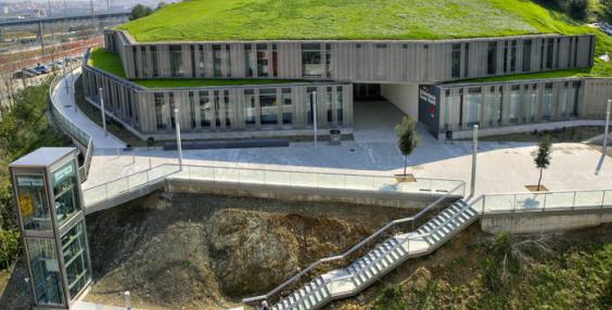 lecxit's tweet image. 📢Tens 1 hora a la setmana i t&apos;agradaria acompanyar un #infant a millorar la seva #comprensiólectora?

La Biblioteca Zona Nord de #Barcelona necessita persones voluntàries per implementar el programa @Lecxit! 

Contacta-hi i forma&apos;n part! 😀📚