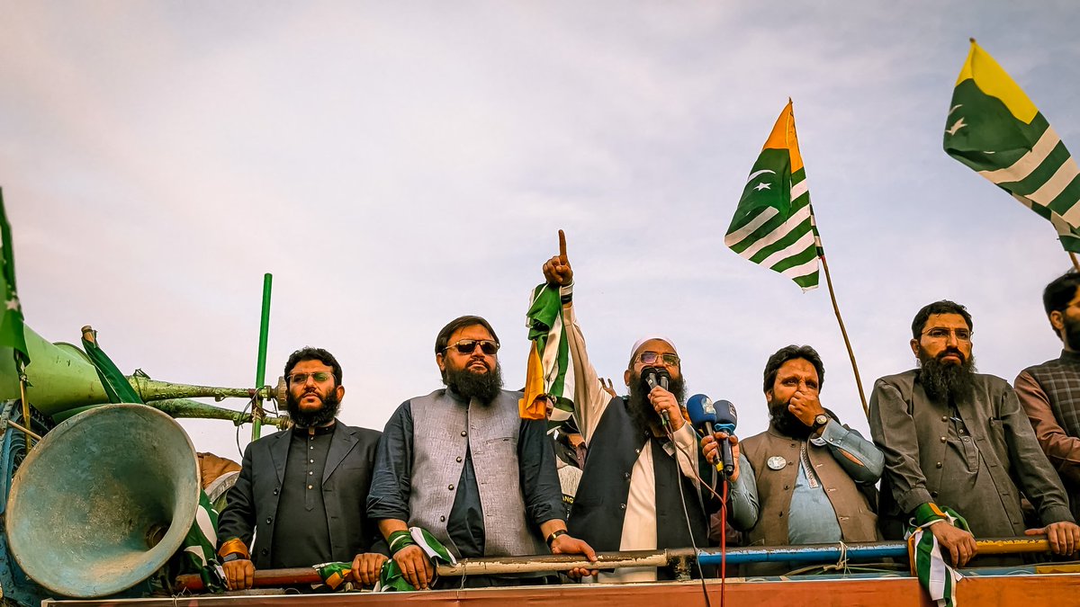 EngrNomanAli's tweet photo. With PMML, the future is bright and full of possibilities. Let's seize this opportunity for change and make our voices heard! #ٹھپہ_کرسی_پر
Vote Do Kursi Ko https://t.co/ac2r33vQQ6