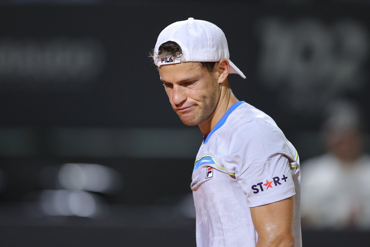 dieschwartzman's tweet photo. Gracias @cordobaopen x otro año 🇦🇷❤️. 1ero felicitar a Burru por su primer partido atp y por su gran equipo de trabajo // Por mi lado enojado por el nivel y seguiré en esa búsqueda de mejorar todos los días saliendo con la cabeza en alto siempre por intentarlo y dejando todo 🙌🎾 https://t.co/7A44KRelm3