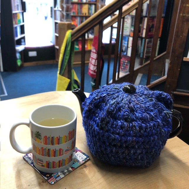 scenes from #bookshoplife 
new #teapot and new #teacosy! 
and lovely #bookish mug 
The calm before the half term visitor descend 🫖