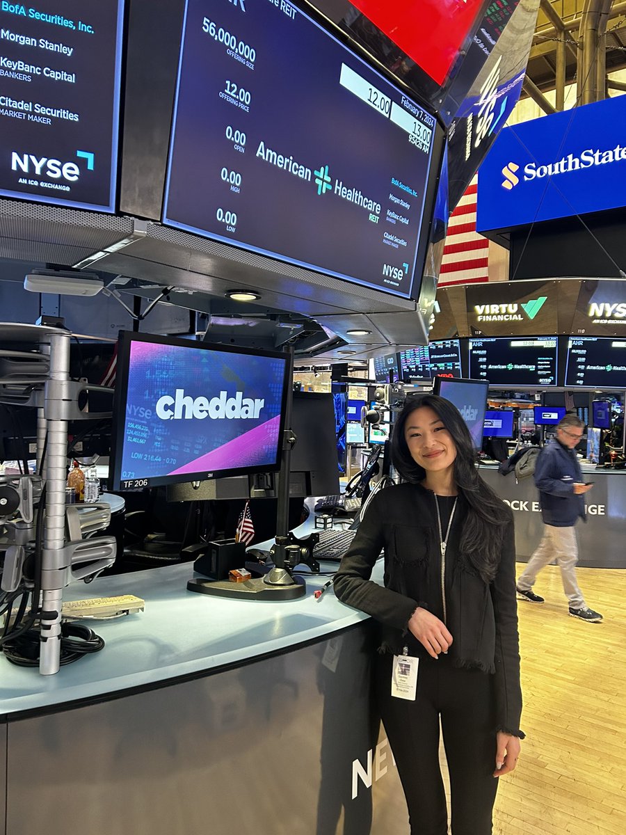 meganeoleary's tweet photo. Loving these behind-the-scenes shots of the fabulous @courtneyzchow at the @NYSE this morning! Courtney joined @KristenScholer @cheddar Opening Bell to discuss our recent State of Marketplaces report. So proud today (and every day!) to be on #TeamBattery. 🚀 🚀 https://t.co/72waHk85Bq