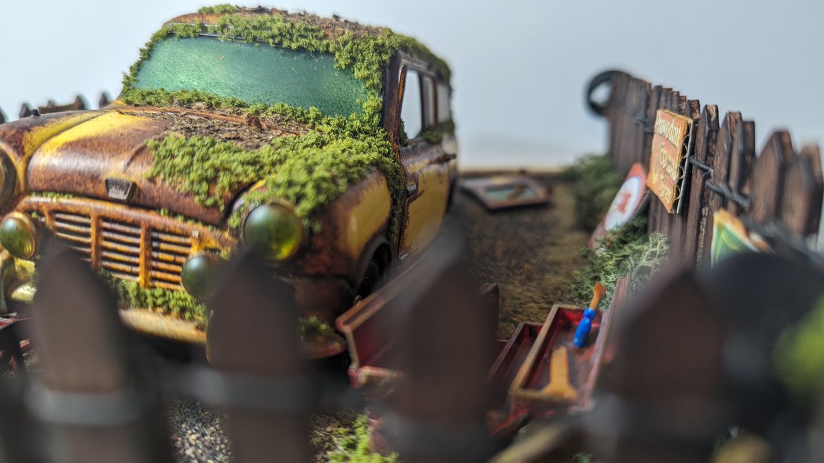 RustNDustUK's tweet photo. Austin Mini Van now for sale on eBay: https://t.co/bWnamnwUVd
#Kyosho #BarnFind #Austin #Mini #AustinMini #Diecast #Diorama #RustNDustUK #MiniVan https://t.co/sawDsKnKnm
