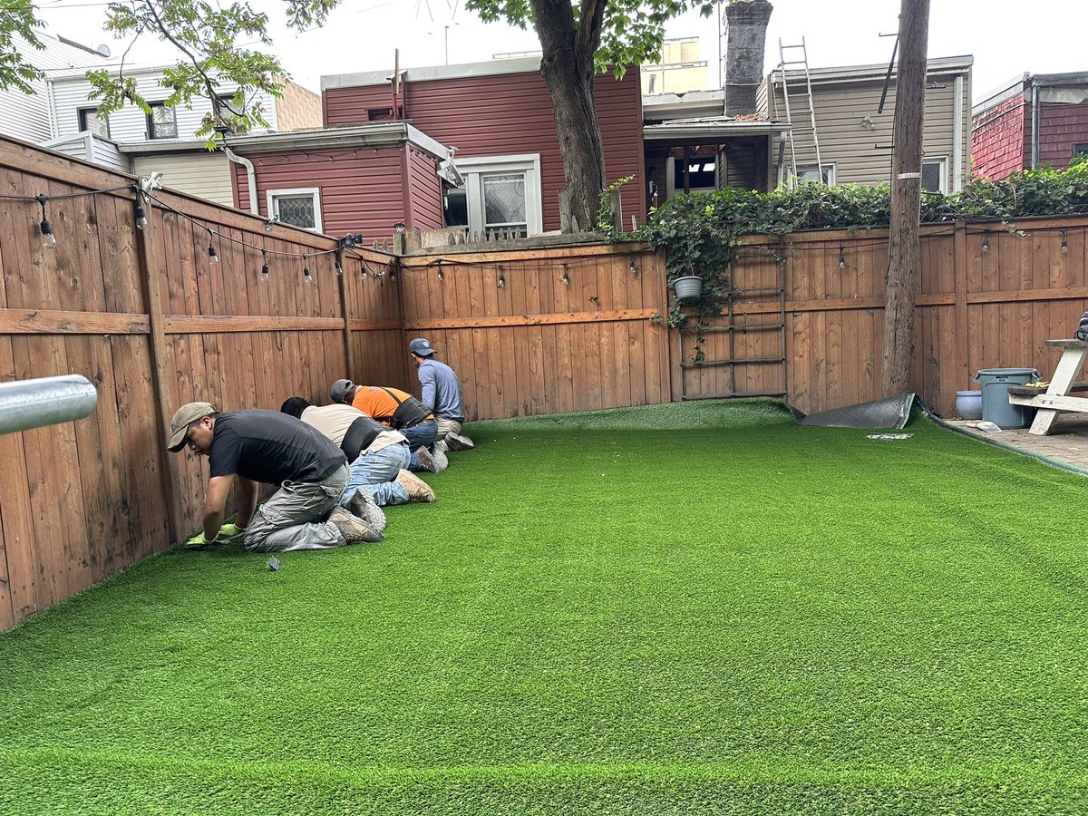 JKPOHLandscape's tweet photo. @JKPOHLandscapin  We pays special attention to the details of every paved patio, turf, pavers installation and landscaping project to ensure the complete satisfaction of each client. https://t.co/0uKJocel5F