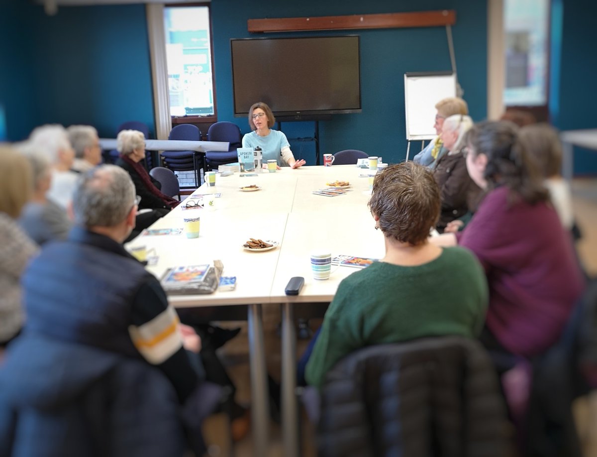 gateslibraries's tweet image. Thanks so much to @JackiewWrites for coming along to our Let&apos;s Talk Stories group at #BlaydonLibrary this morning - love to hear about #ApokeriBay, your writing journey and lots of fascinating background info! #librarylife
