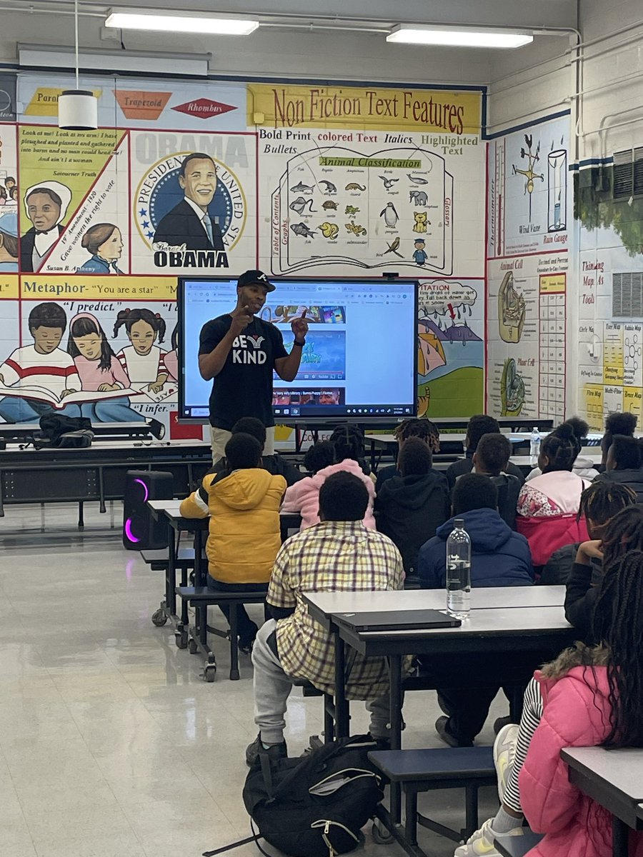 jenitavstafford's tweet photo. It was a joy to see the excitement on the faces of students & teachers @AnneStreetES during Stan the Man’s @leap4literacy visit this morning. What an inspiration. Ss are ready to become an author! #Read #KidAuthor #BeKind https://t.co/LVEtZfkBfZ