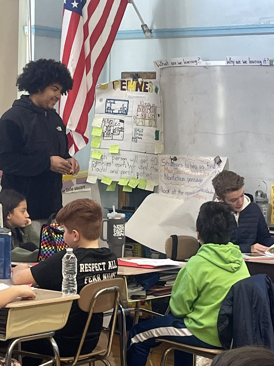 McKee High School students came to read and do community building activities with PS45 students for World Read Aloud Day! #partnership #mentors <a href="/DrMarionWilson/">Dr. Marion Wilson</a> <a href="/CChavezD31/">Christine Chavez</a> @D31DSPalton <a href="/CSD31SI/">CSD31StatenIsland</a> <a href="/RalphRMcKeeCTE/">Ralph R. McKee CTE High School</a>