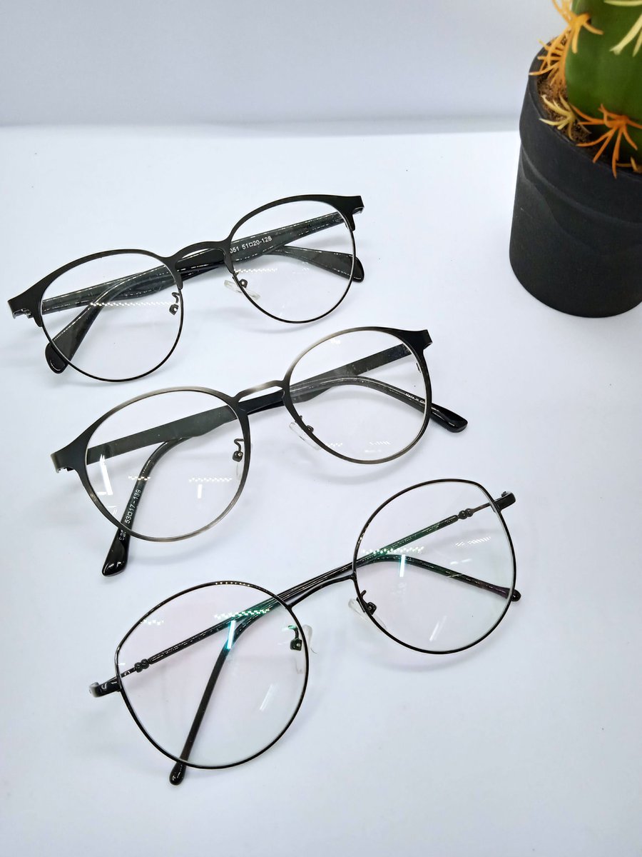 Mike Gichohi and other frames tweet media
