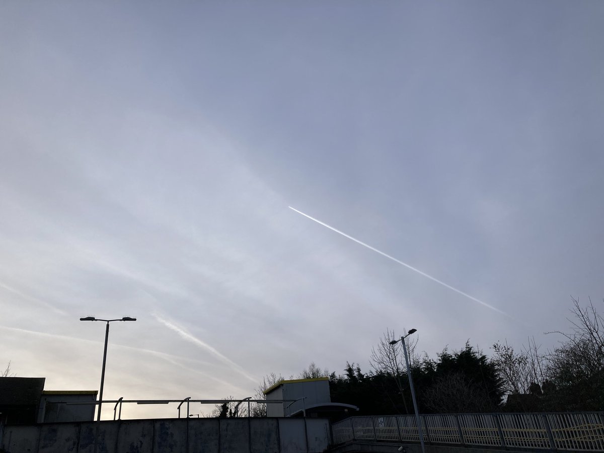 JayneJ07's tweet photo. Liverpool under attack by the sky b#stards today โ ๏ธโ๏ธ๐คจโฆ it never stops
#chemtrails #SAI #geoengineering #lookup #weathermodification https://t.co/rNsjDNvHqE
