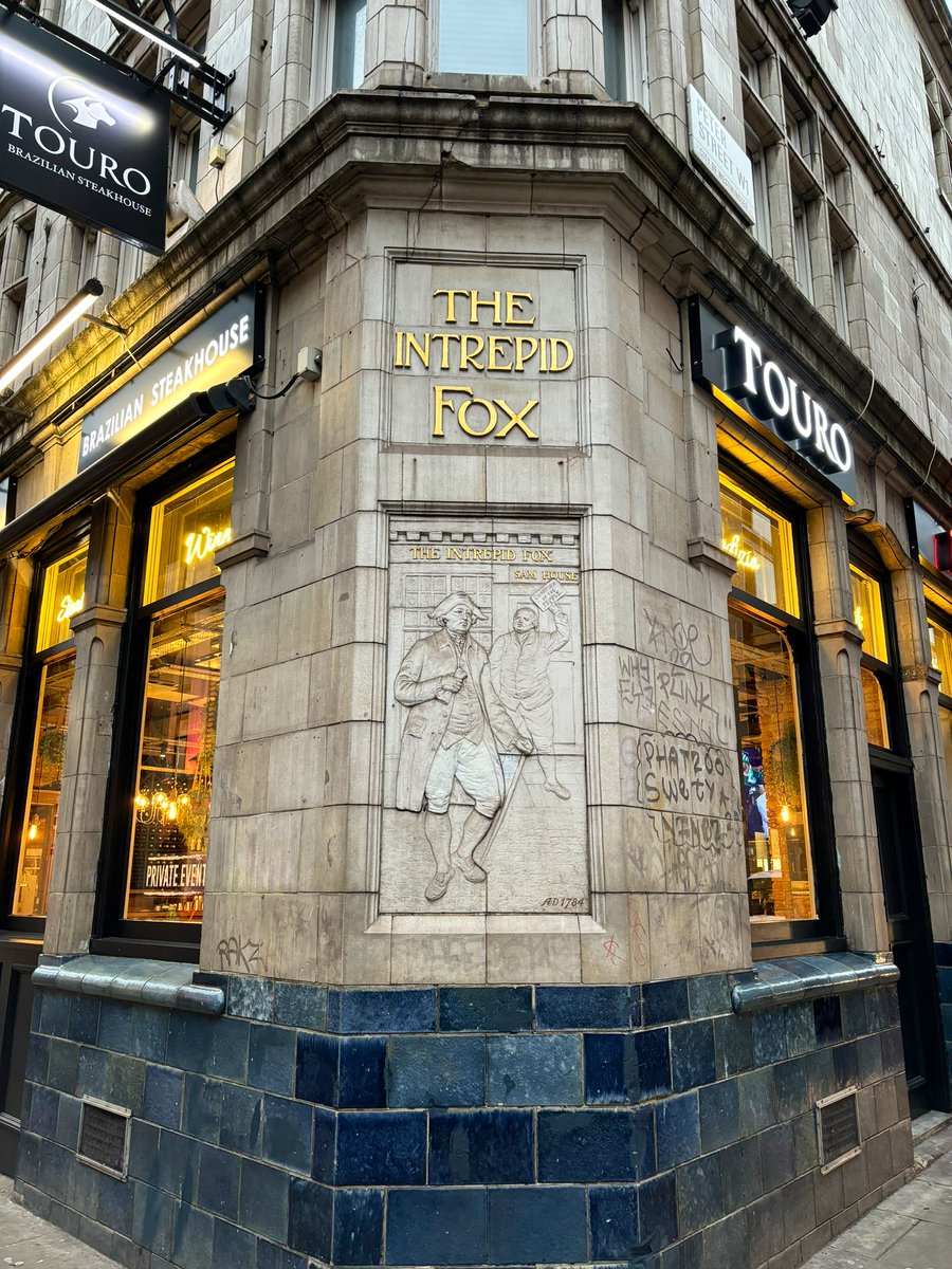LondonPubMap's tweet photo. Any pub philanthropist want to reinstate this boozer. #soho #intrepidfox #londonpub https://t.co/Ivt5lE5ygg