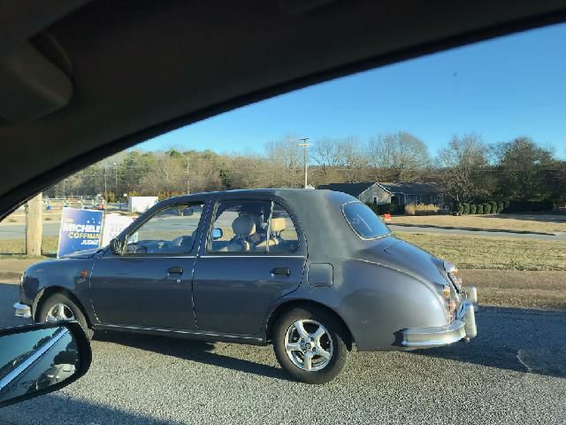 Mitsuoka Viewt! (coworker spot)