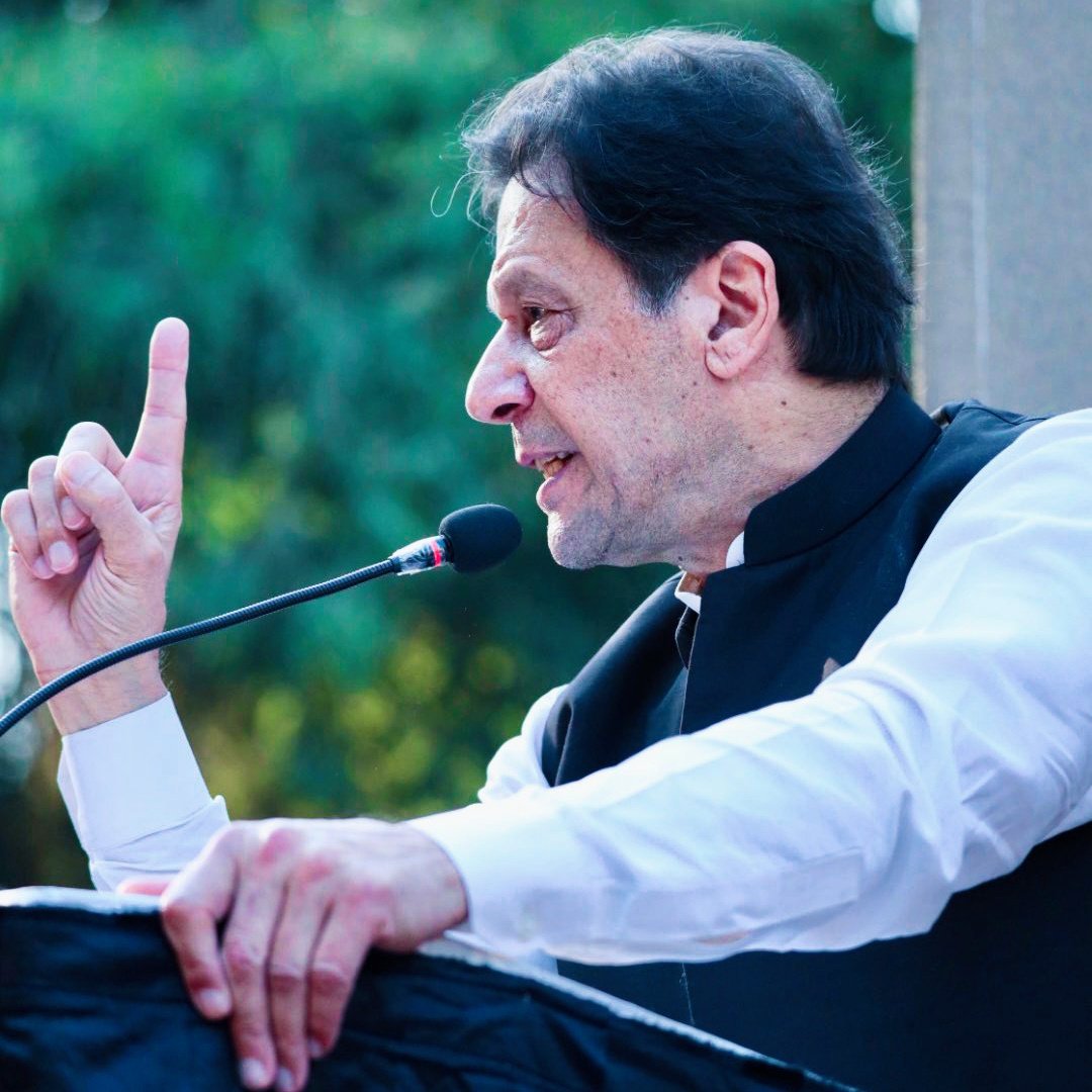 🚨اجتماعی دعا کی ضرورت

جس کی نظر سے یہ ٹویٹ گزرے وہ ری پوسٹ نہ کرے تو وہ ہم میں سے نہیں۔۔ 

پاکستان بھر میں مرشد کی کامیابی کے لیے دعائیں شروع آجاؤ تمام لوگ حصہ ڈالیں 
یااللہ مرشد کو ہر محاذ پر کامیاب کرے آمین🤲🤲