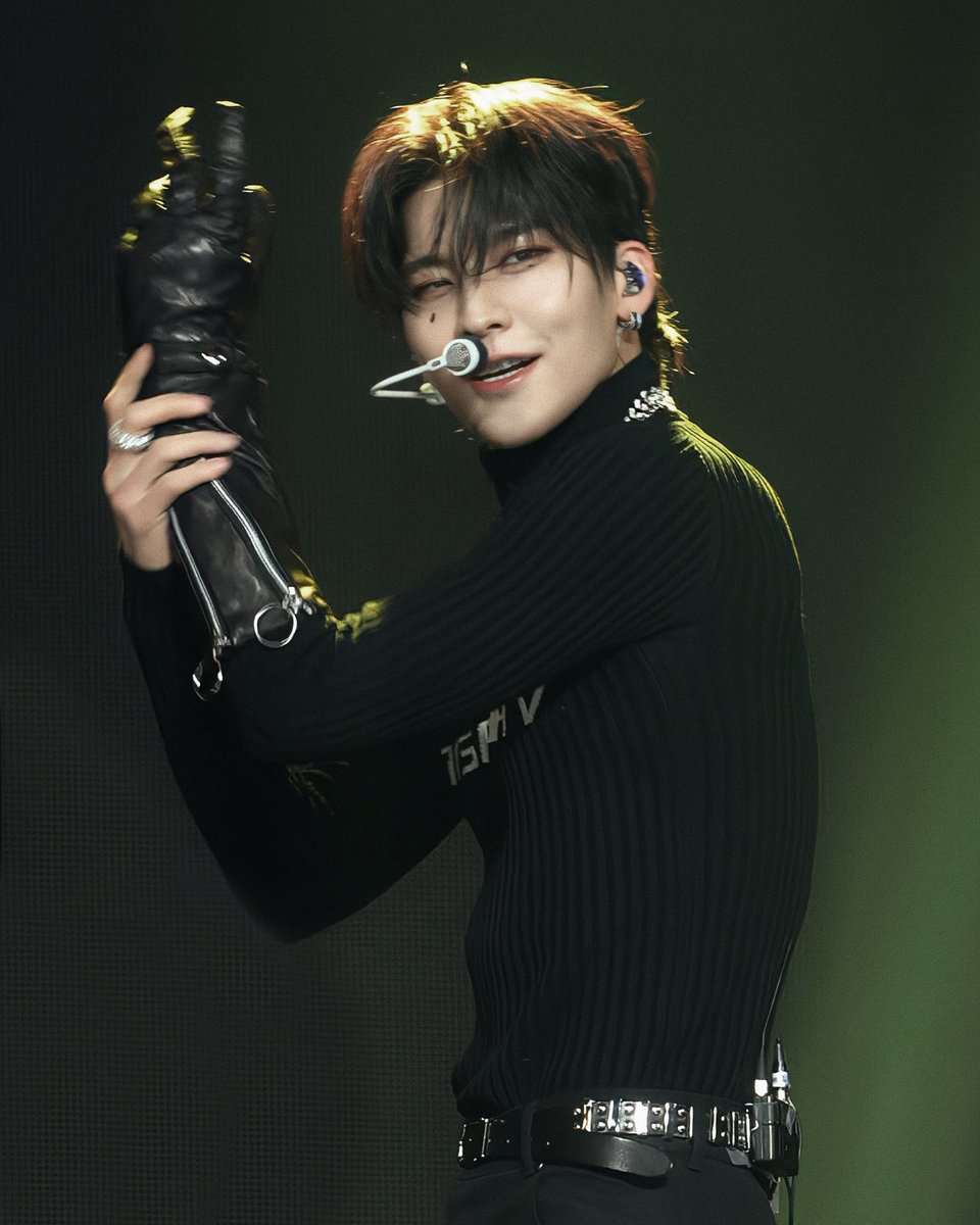 Donna_0807_GON's tweet photo. 240207 ShowChampion Jackpot 截修

我的全身心都在反复赞叹🥺

#배너 #VANNER 
#곤 #Gon #이원서 #LEEWONSEO https://t.co/EwW6YBHWTL