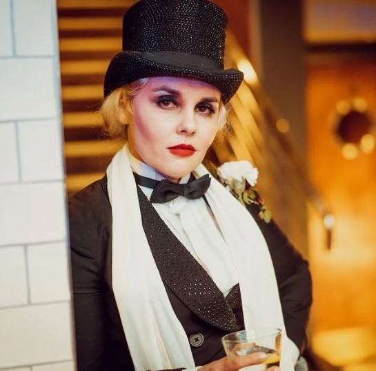 It's LGBT+ History Month 🌈

Find out why Glasgow was named one of Rough Guide's top 5 best European LGBTQ+ destinations ⤵️

peoplemakeglasgow.com/inspire-me/lgb…

#LGBTplusHM #VisitGlasgow