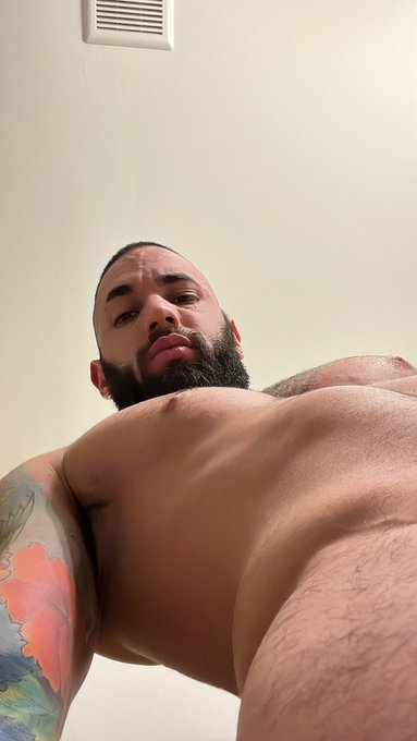 showertingz https://t.co/hYzgGp69KE