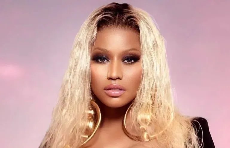 🎤 | UPDATED list of confirmed songs on the #PinkFriday2  World Tour set list:

- I’m The Best
- Barbie Dangerous
- FTCU
- Chun-Li 
- Forward from Trini
- Pink Birthday
- Starships
- Pound the Alarm
- Anaconda
- High School