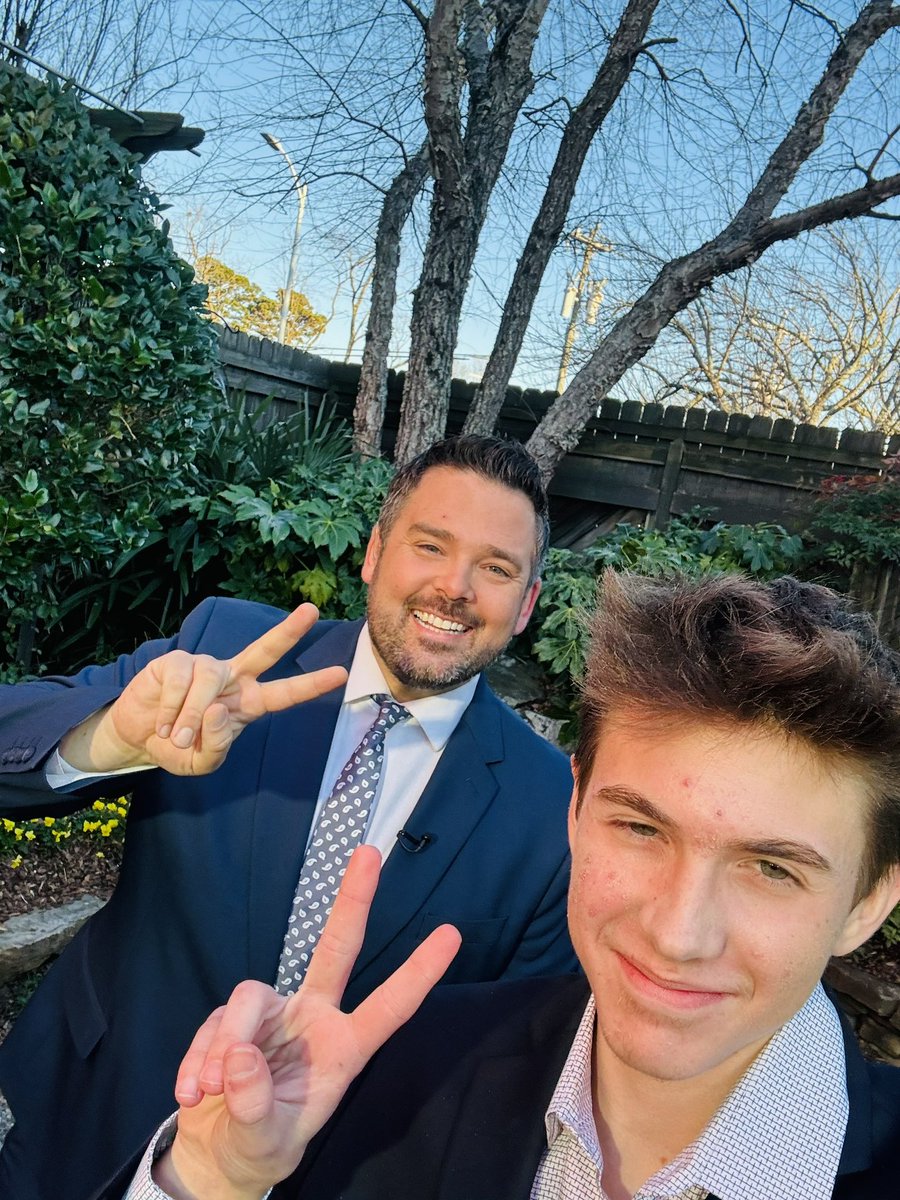 weatherinNC's tweet image. Had a good time yesterday afternoon with my good friend @TimBuckleyWX awesome experience! So glad I can meet new people and grow my passion for the weather, I love the wfmy weather team!