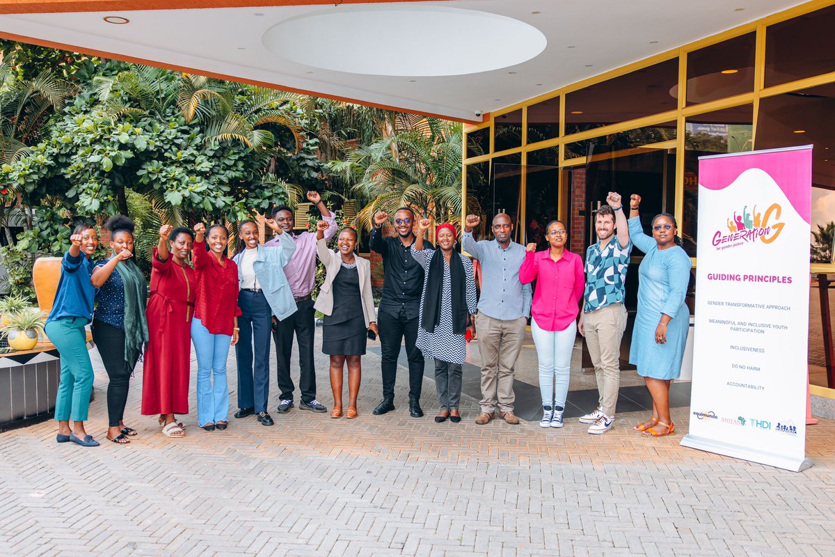 And just like every other day, we wrapped up the @GenGRwanda GTA training in a style with energy to continue shaping the strategic direction that will continue to strengthen our interventions that are Gender Transformative. @rwamrec @HDIRwanda @equimundo @Rutgers_INTL