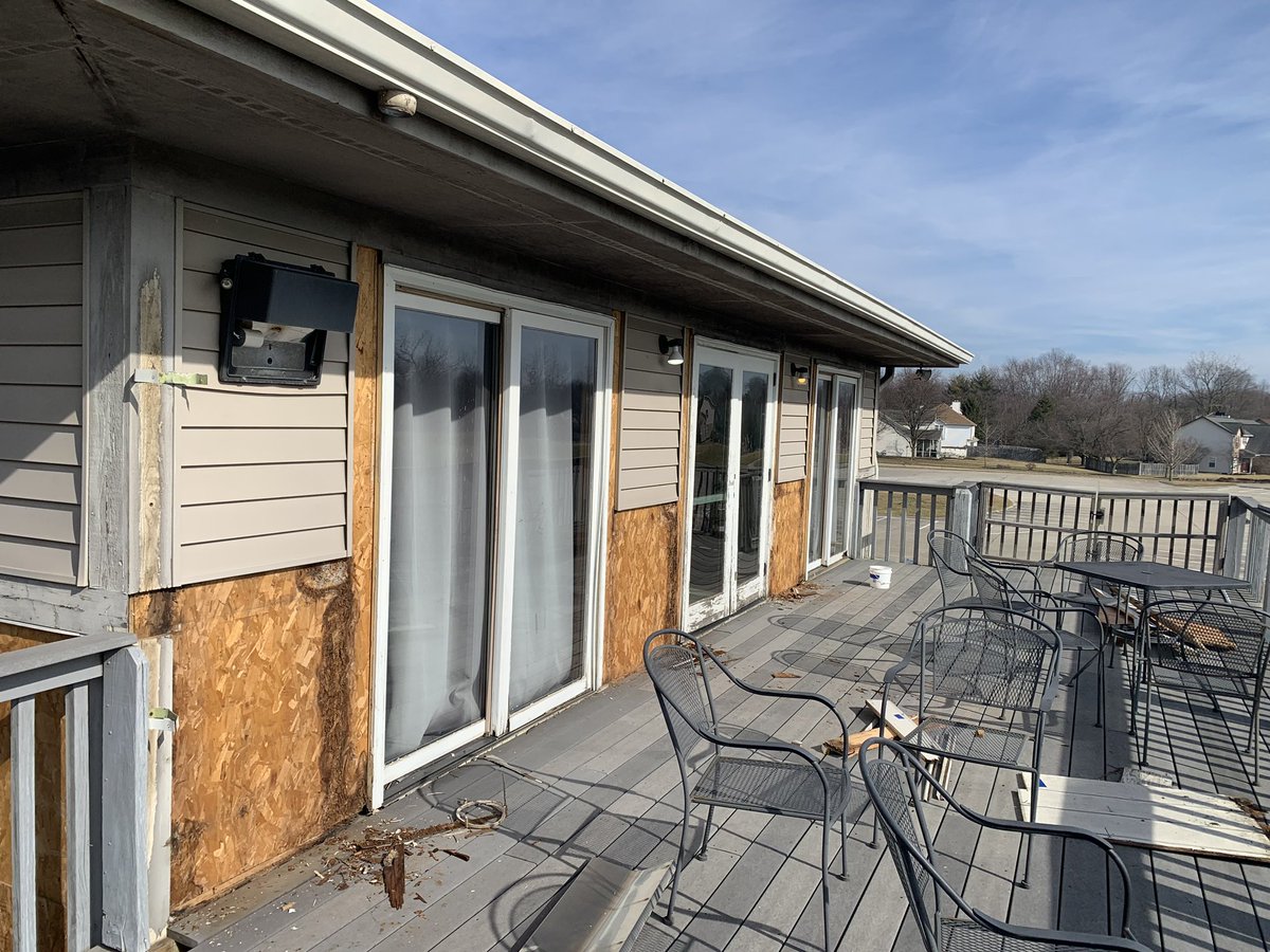 Florabropaint's tweet photo. #TeamFBP is working on #woodreplacement to prep for #exteriorpainting season! ๐๐ผ
#commercialpainting
#exteriordesign #ppg #ppgpaints #ppgproud #commercialpainter #propertymanagement #indysbestpainter #indianapolis #avon #plainfield #hendrickscounty #putmeinputna #golf #golfer https://t.co/V1MA0vYZjC