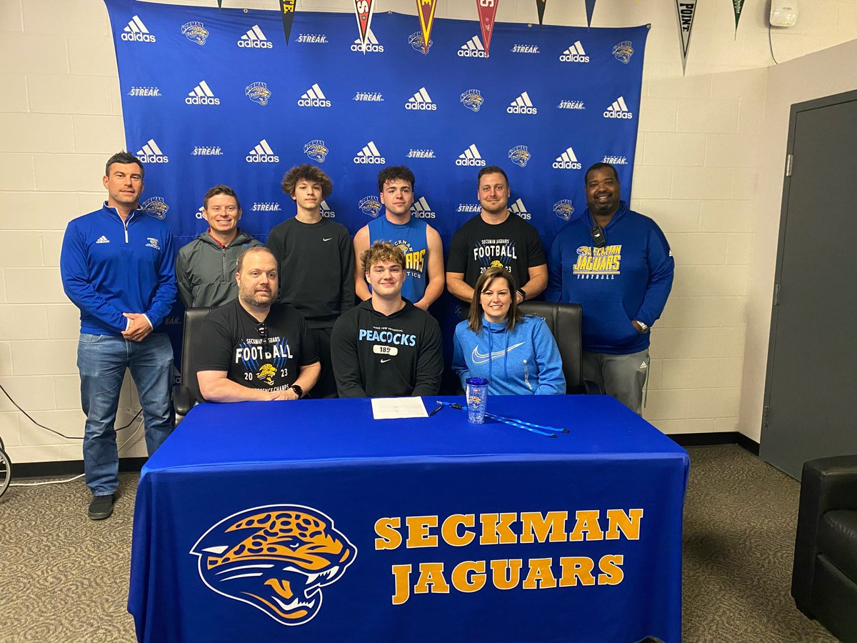 Congrats Max Sell on continuing your football career @Upper_Iowa_FB. We are so proud of you Max!