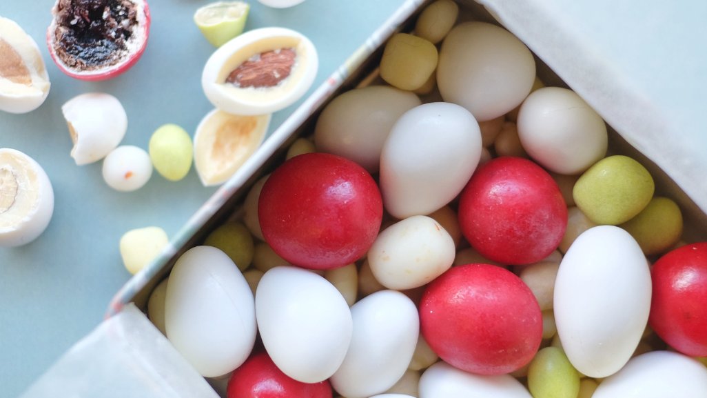 "Absolutely love Lavolio - my favourite confectionery and lovely to give as a gift too. I also love the hand-written notes with some orders and the fact that this is a woman-owned business. My faves are 'Fruit Garden' - completely delicious! A very happy repeat customer :)" -Ruth